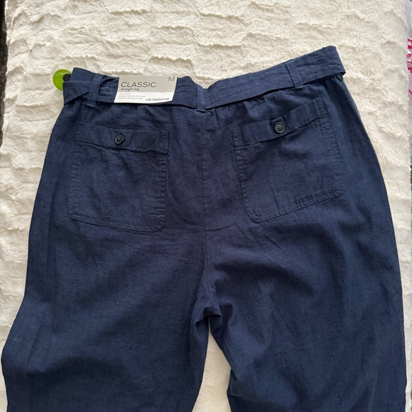 NEW Liz Claiborne Navy Linen Crop Capris | Size: M - Picture 4 of 8